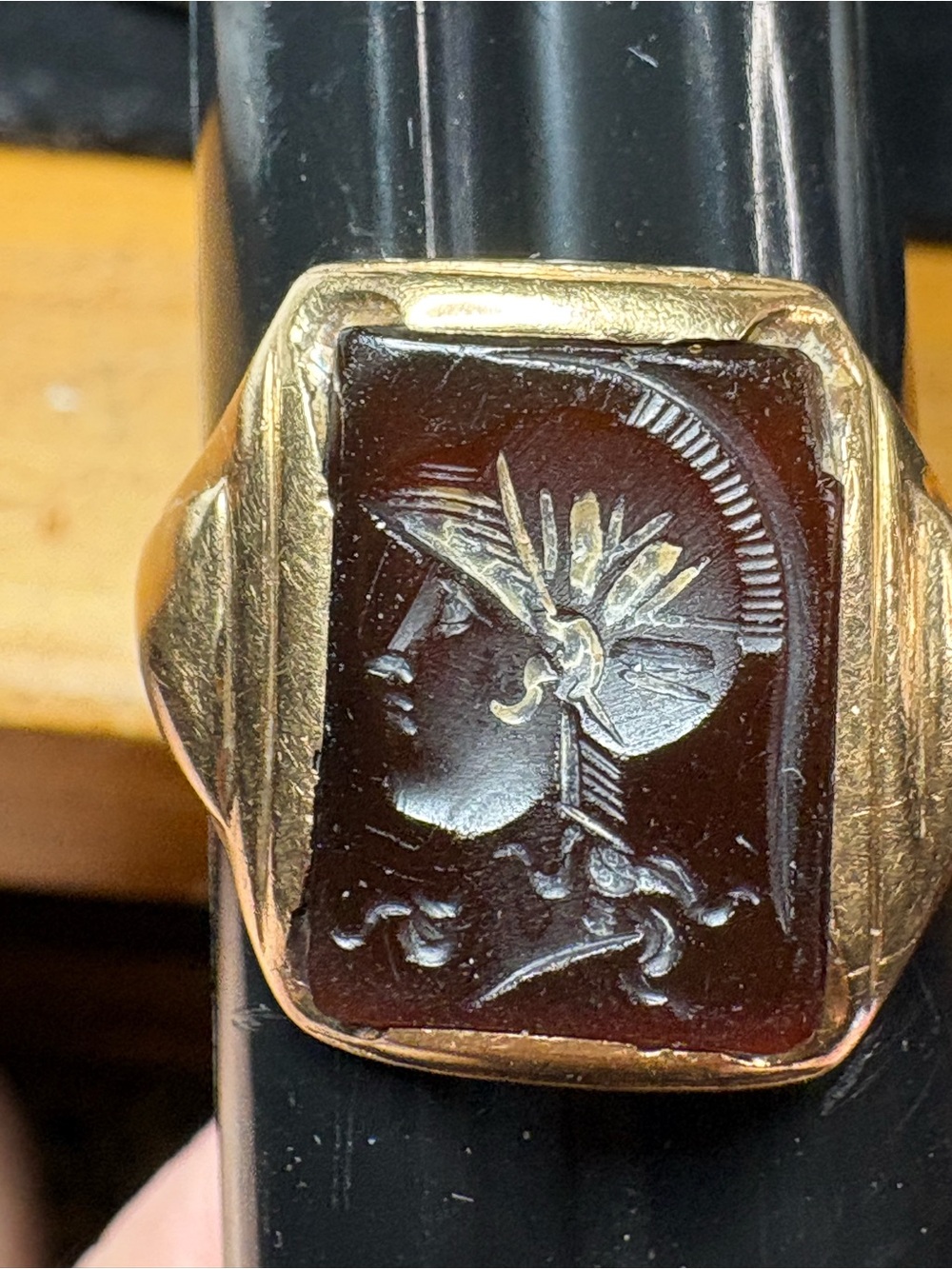Antique 14 kt Men's Gold Carnelian Intaglio Signet Ring